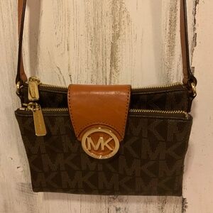 Michael Kors Crossbody Purse